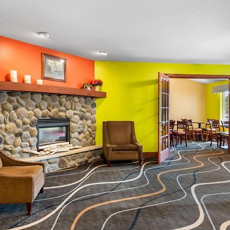 Econo Lodge Inn & Suites Eau Claire Luaran gambar