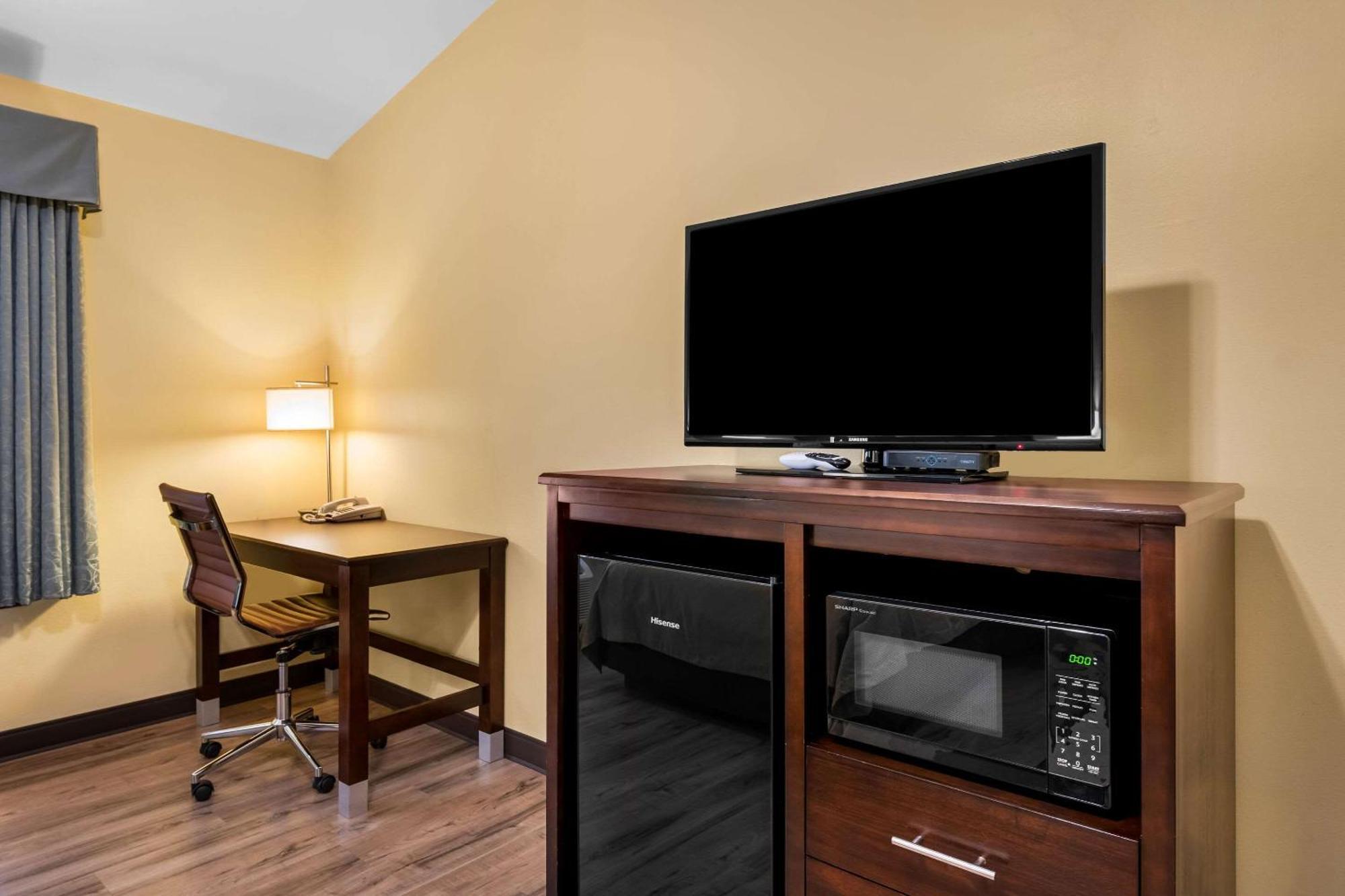 Econo Lodge Inn & Suites Eau Claire Luaran gambar