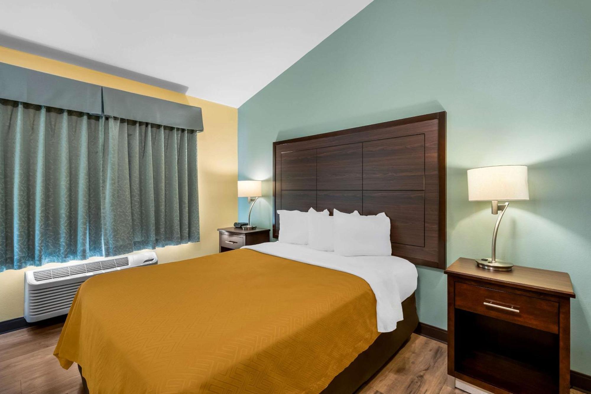 Econo Lodge Inn & Suites Eau Claire Luaran gambar