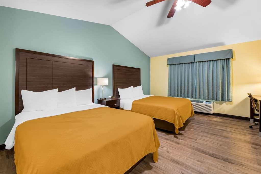 Econo Lodge Inn & Suites Eau Claire Bilik gambar