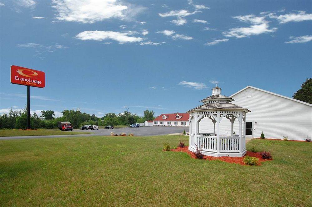 Econo Lodge Inn & Suites Eau Claire Luaran gambar