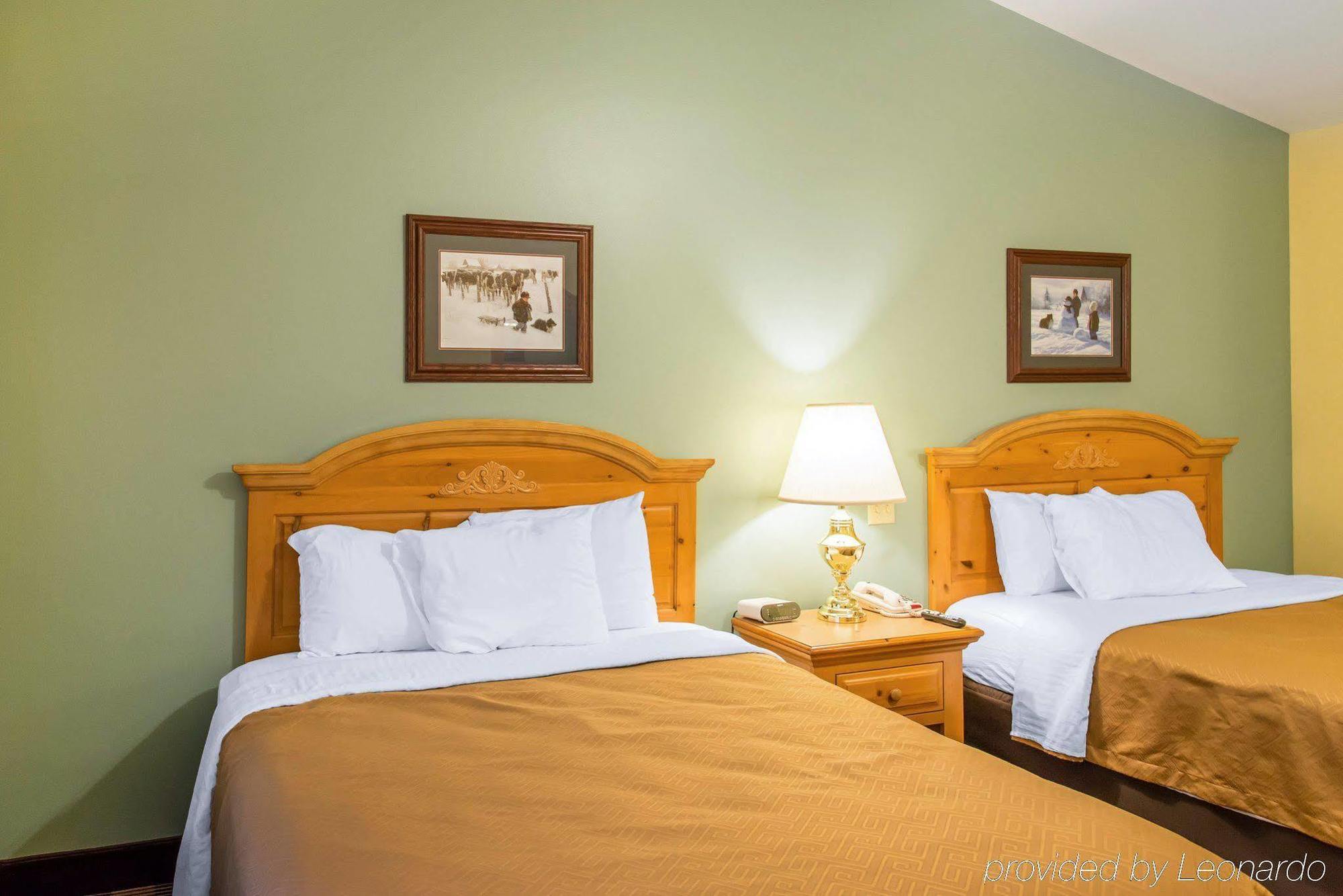 Econo Lodge Inn & Suites Eau Claire Luaran gambar
