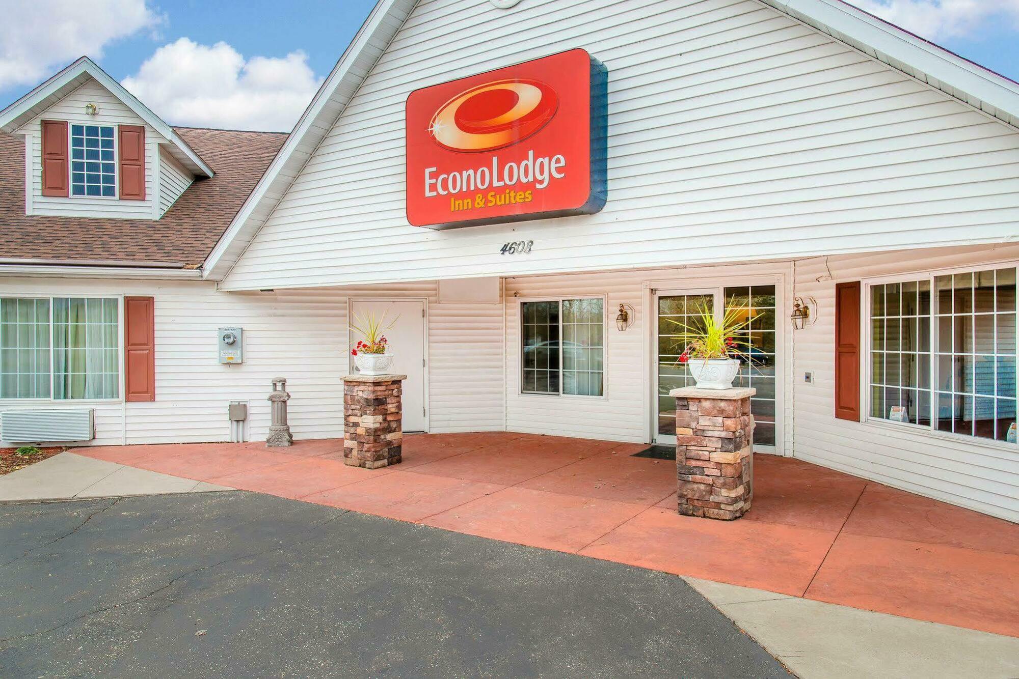 Econo Lodge Inn & Suites Eau Claire Luaran gambar